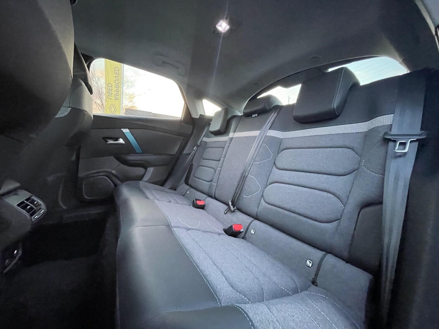 Used Citroen e-C4 2023 for sale - 76700988: Photo 56