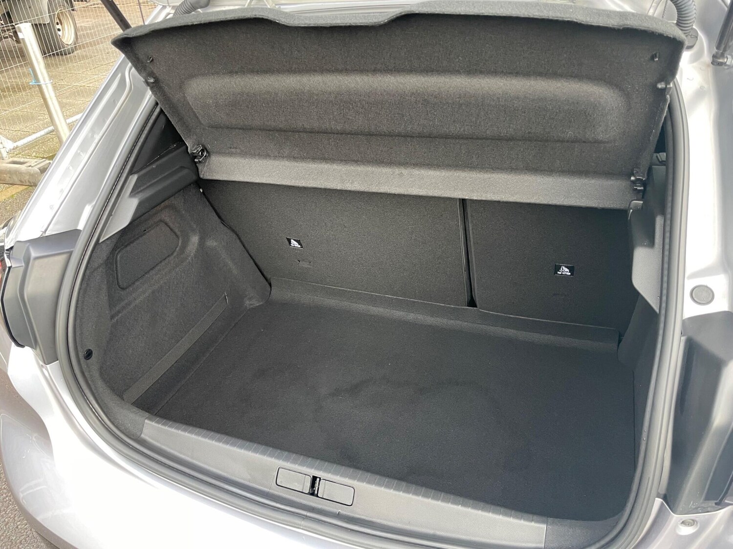 Used Peugeot 208 2022 for sale - 76409461: Photo 33