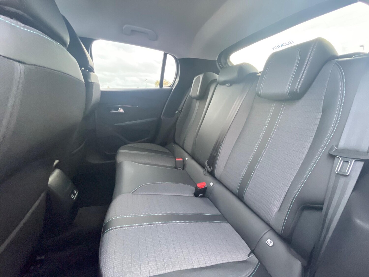 Used Peugeot 208 2022 for sale - 76409461: Photo 53