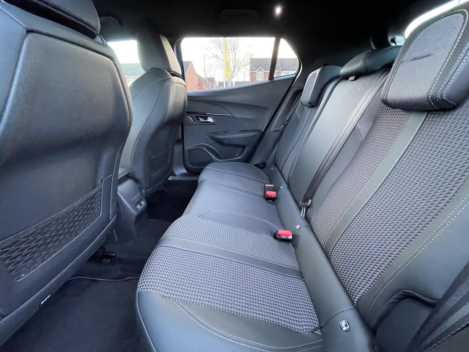 Used Peugeot 2008 2022 for sale - 76898596: Photo 63