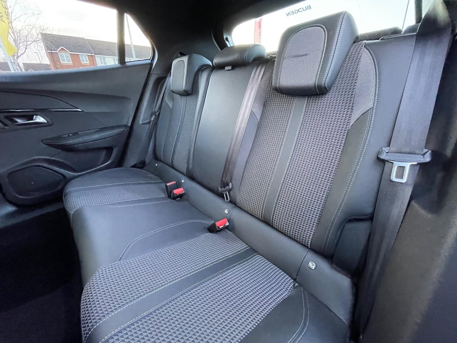 Used Peugeot 2008 2022 for sale - 76898596: Photo 64