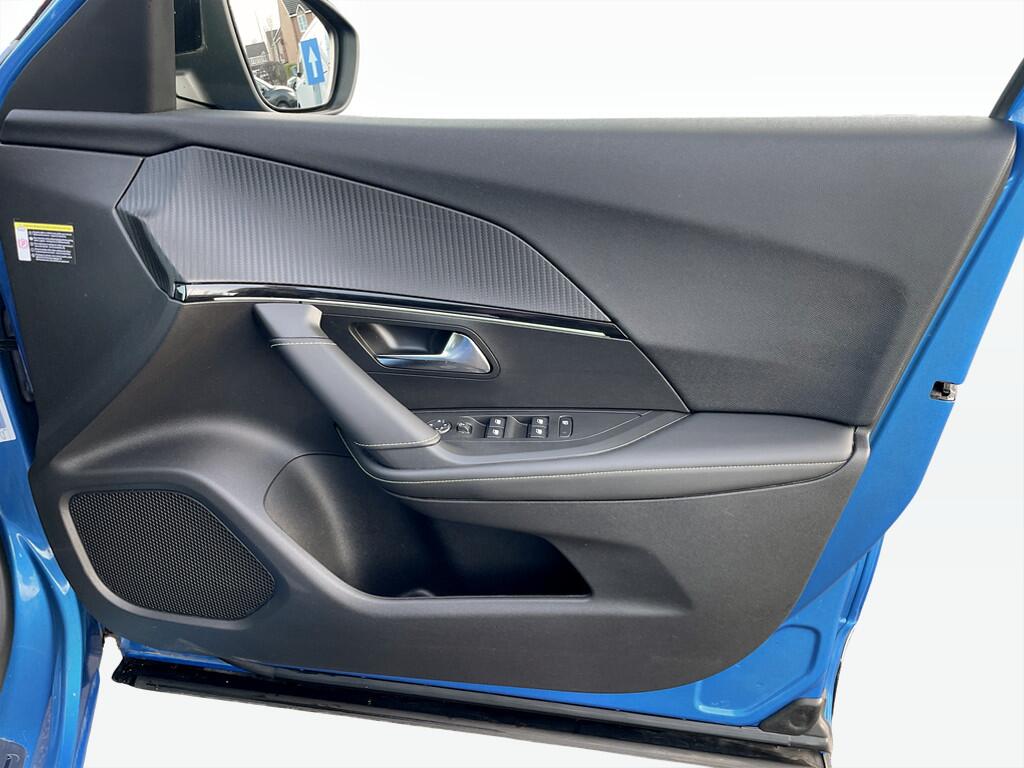 Used Peugeot 2008 2022 for sale - 76898596: Photo 7