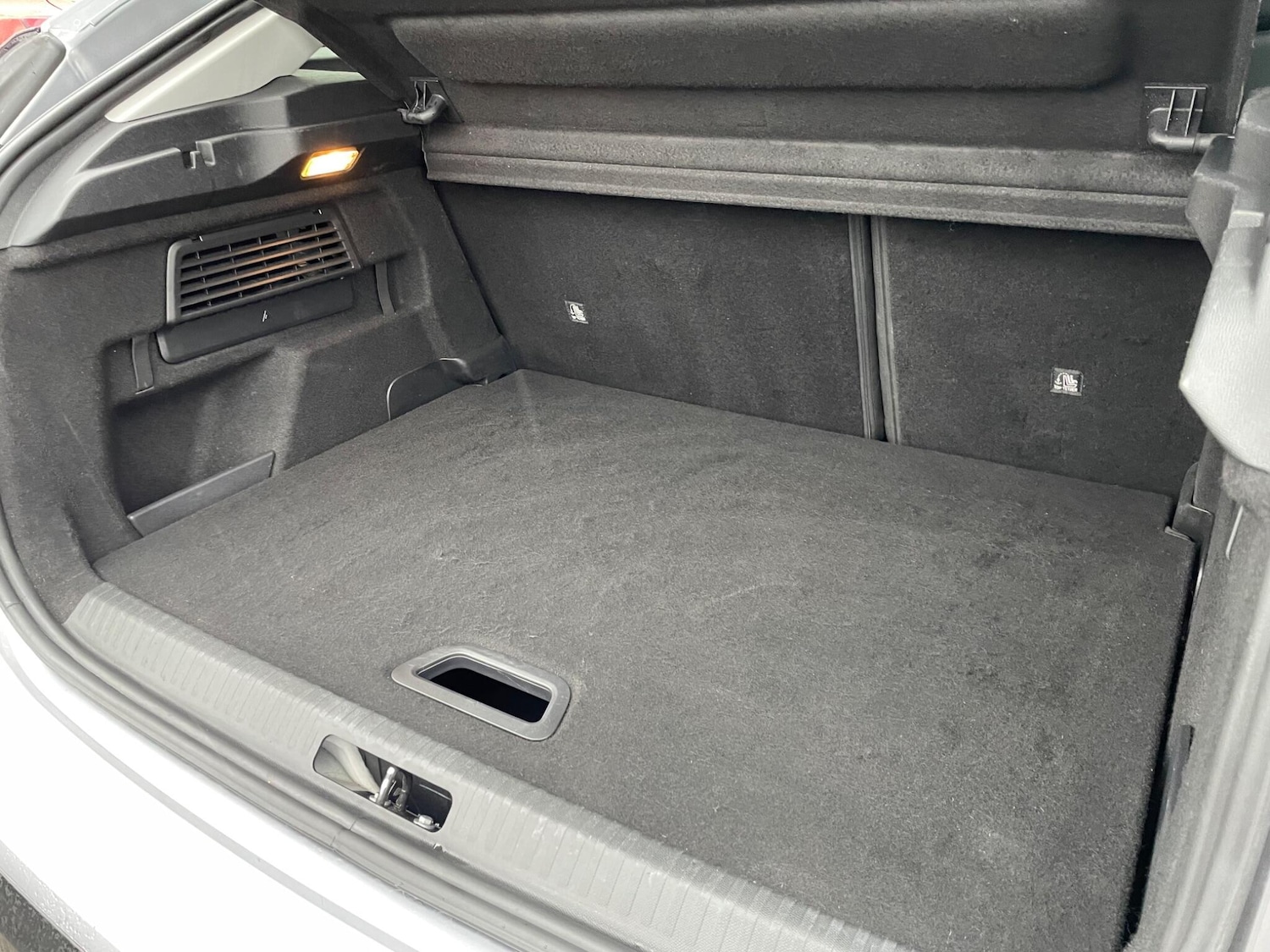 Used Citroen e-C4 2022 for sale - 77305819: Photo 29