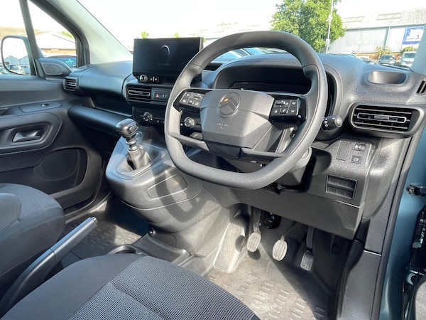 Used Citroen Berlingo 2024 for sale - 75645694: Photo 31