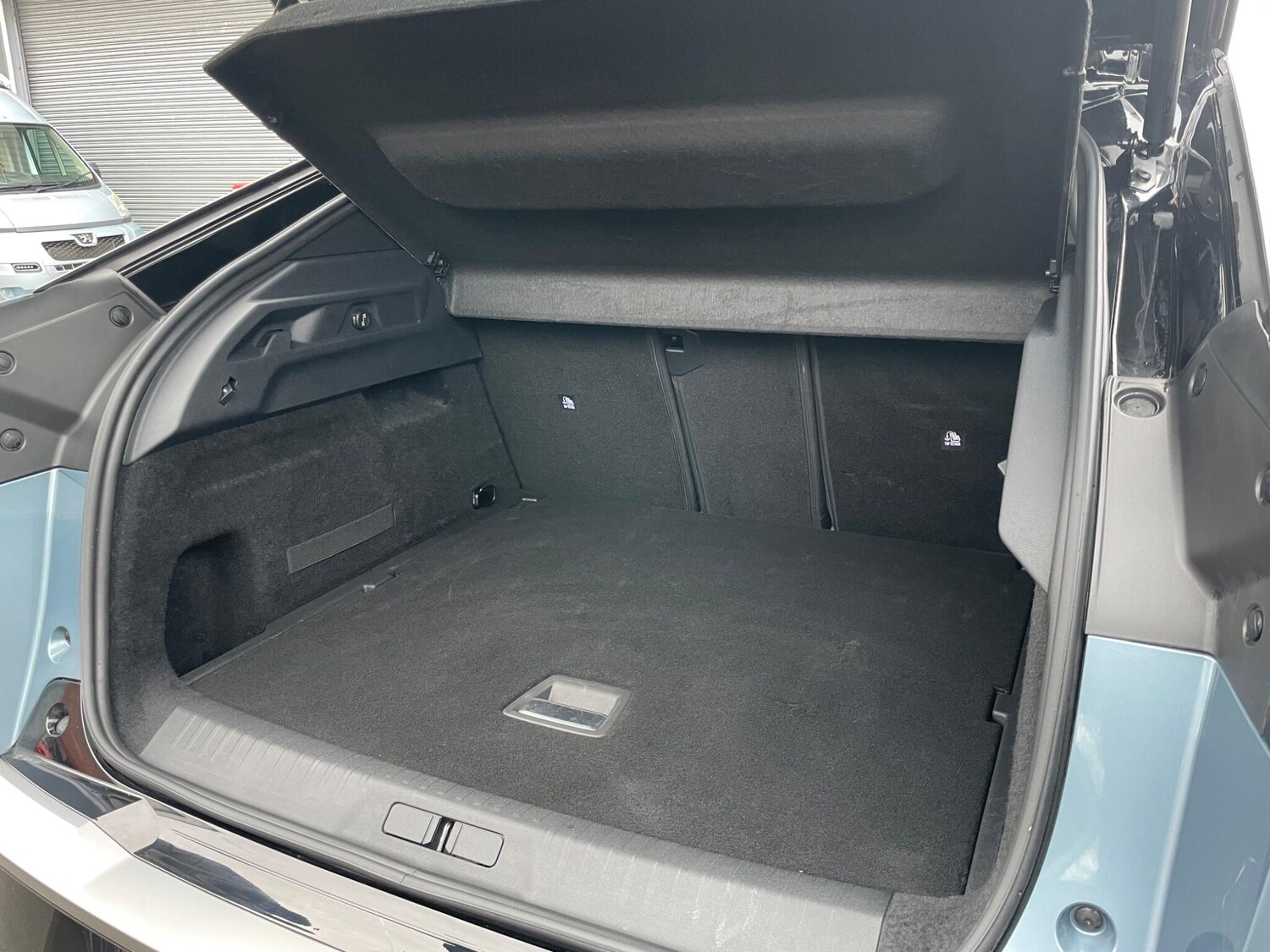 Used Peugeot E-3008 2024 for sale - 76913334: Photo 31