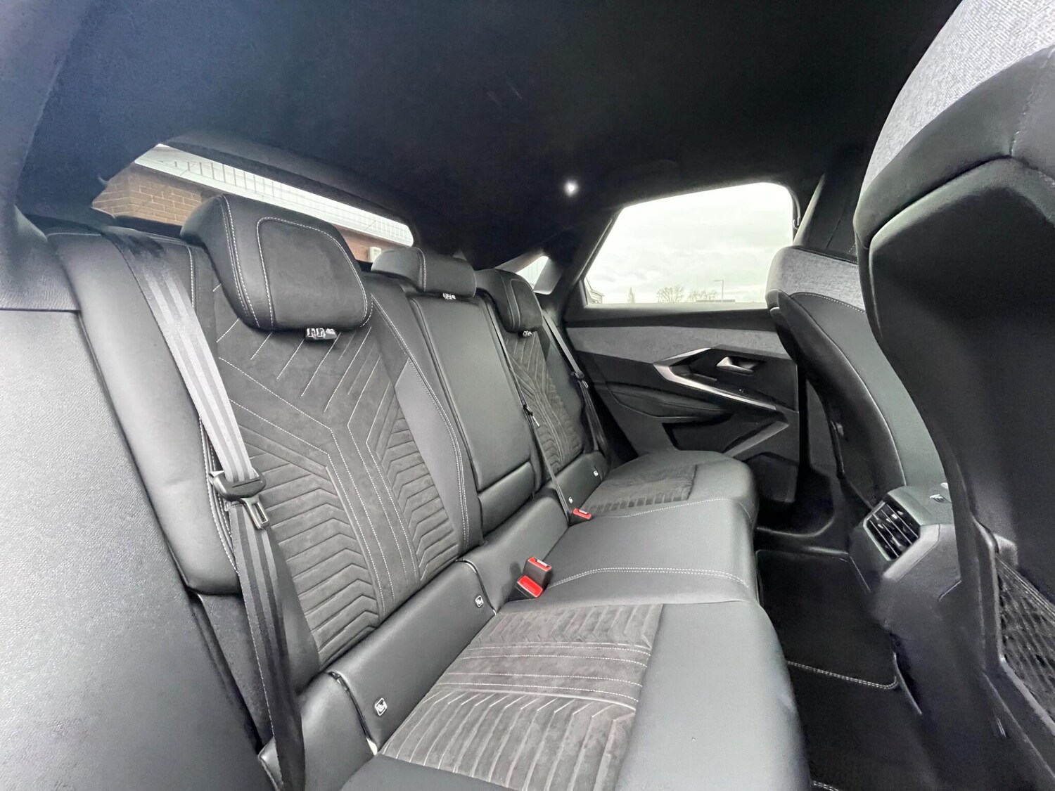 Used Peugeot E-3008 2024 for sale - 76913334: Photo 58