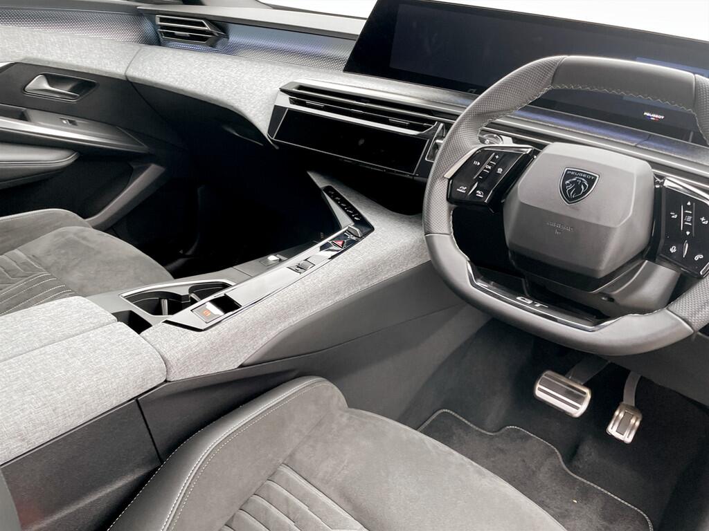 Used Peugeot E-3008 2024 for sale - 76913334: Photo 9