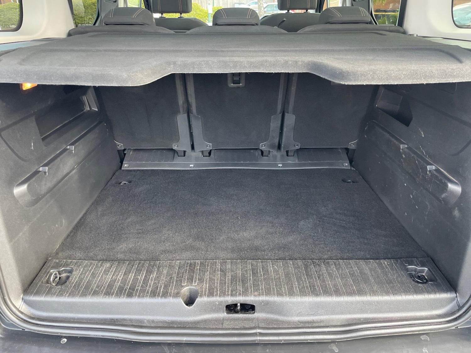 Vehicle 29