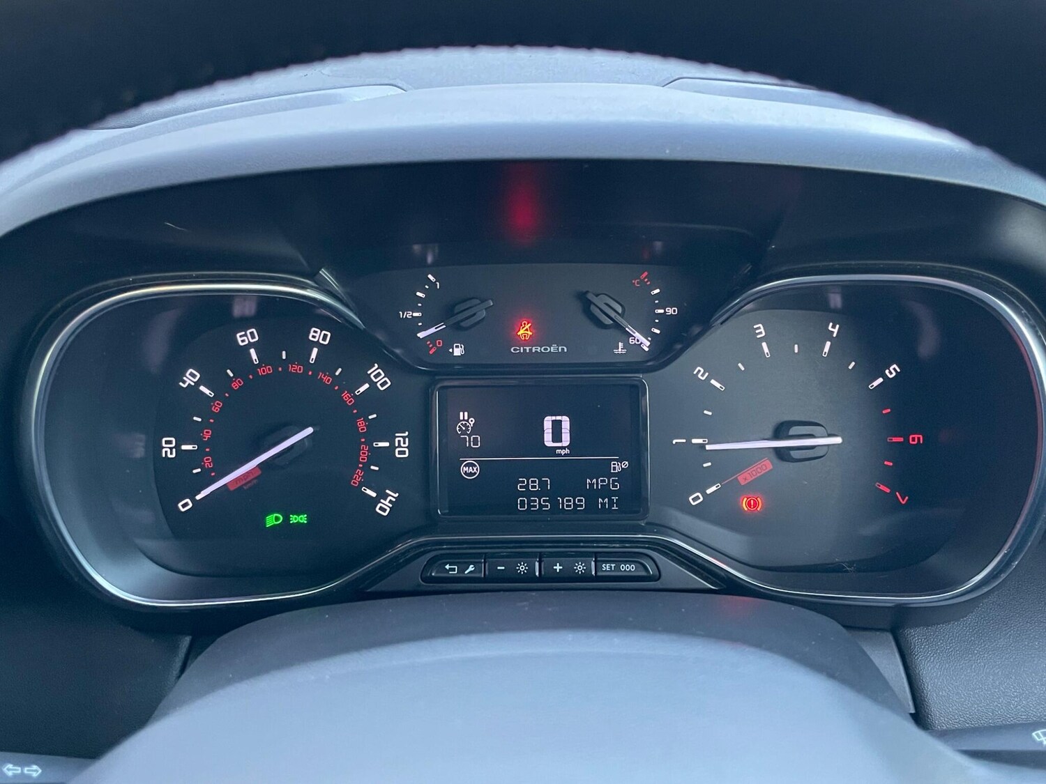 Used Citroen C3 Aircross 2018 for sale - 76377902: Photo 35