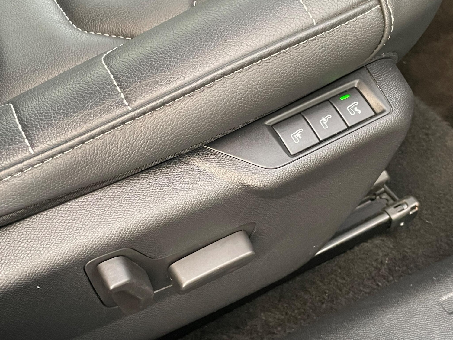 Used Citroen e-C4 2023 for sale - 76752538: Photo 35