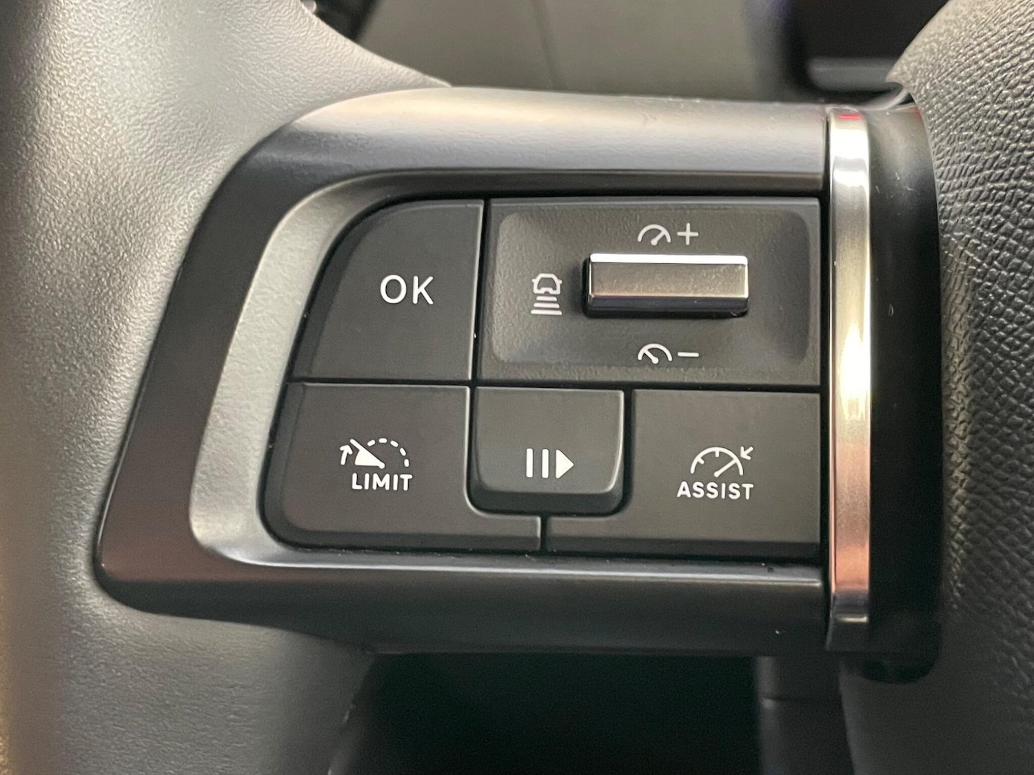 Used Citroen e-C4 2023 for sale - 76752538: Photo 38