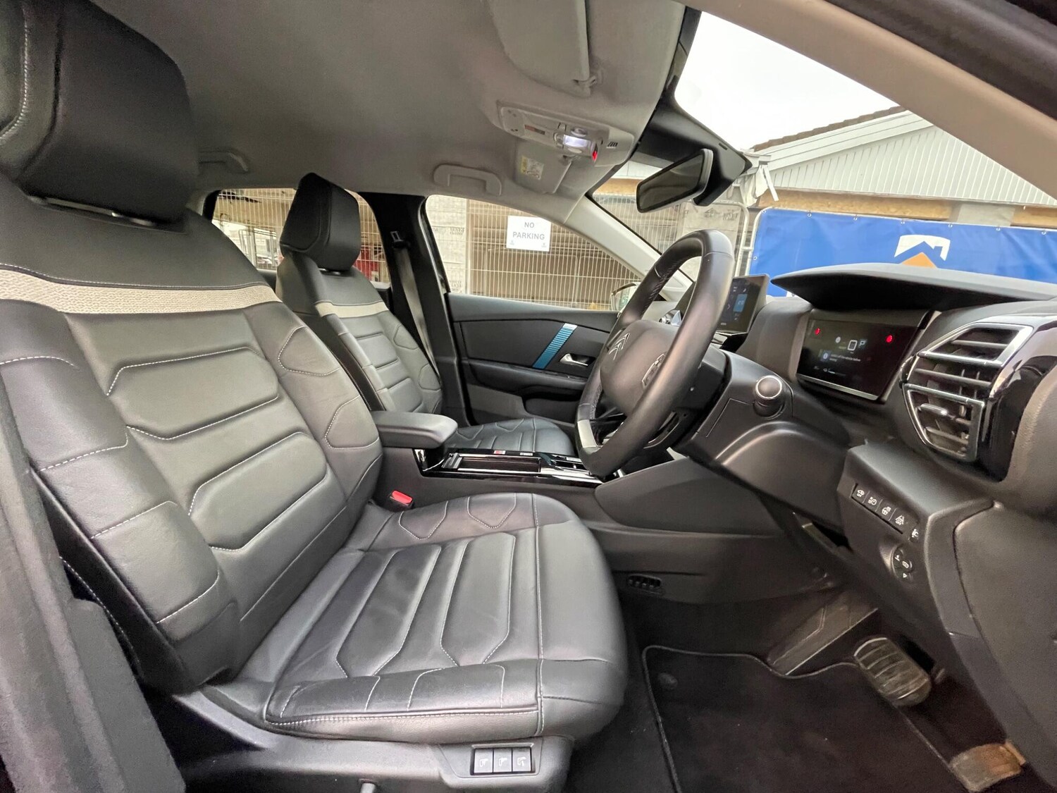 Used Citroen e-C4 2023 for sale - 76752538: Photo 52