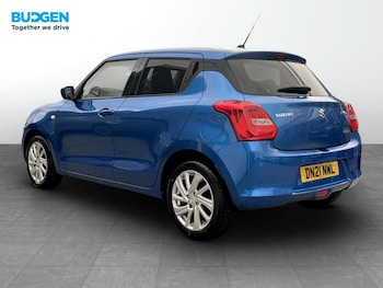 Used Suzuki Swift 2021 for sale - 78516371: Photo