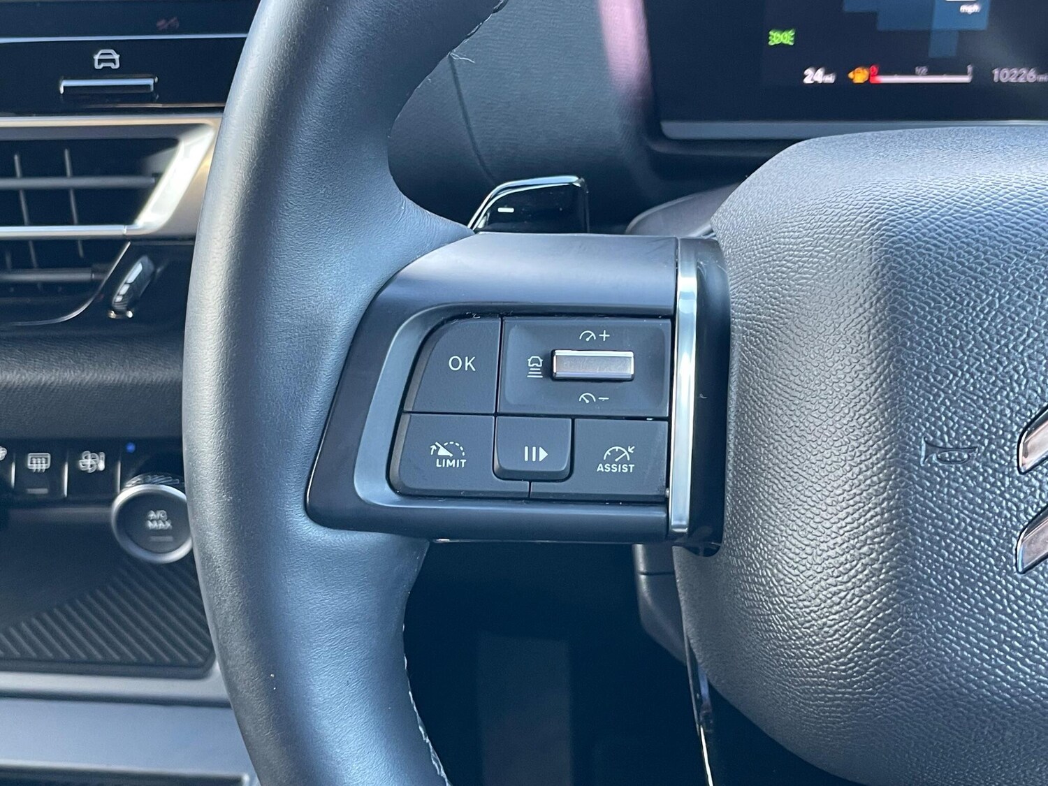 Used Citroen C4 2024 for sale - 76562198: Photo 40