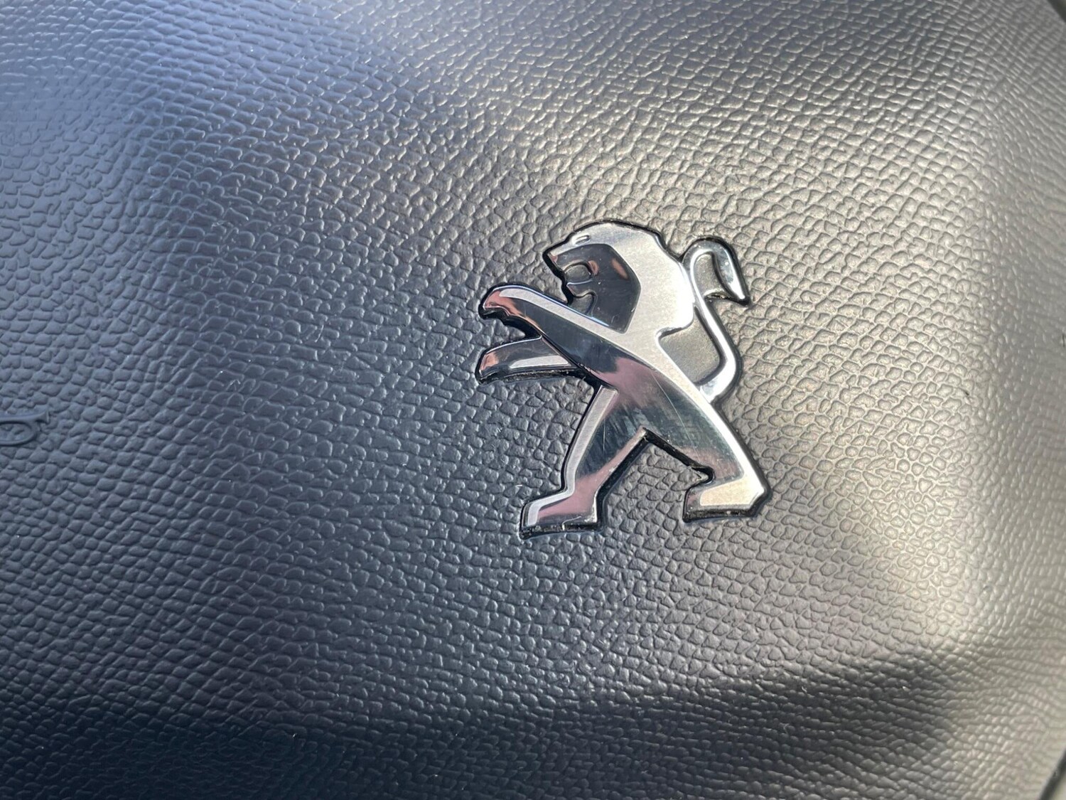 Used Peugeot 3008 2022 for sale - 76550854: Photo 39