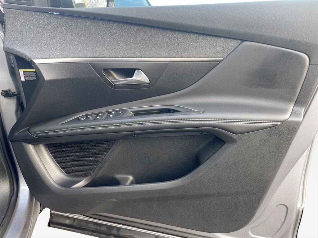 Used Peugeot 3008 2022 for sale - 76550854: Photo 7