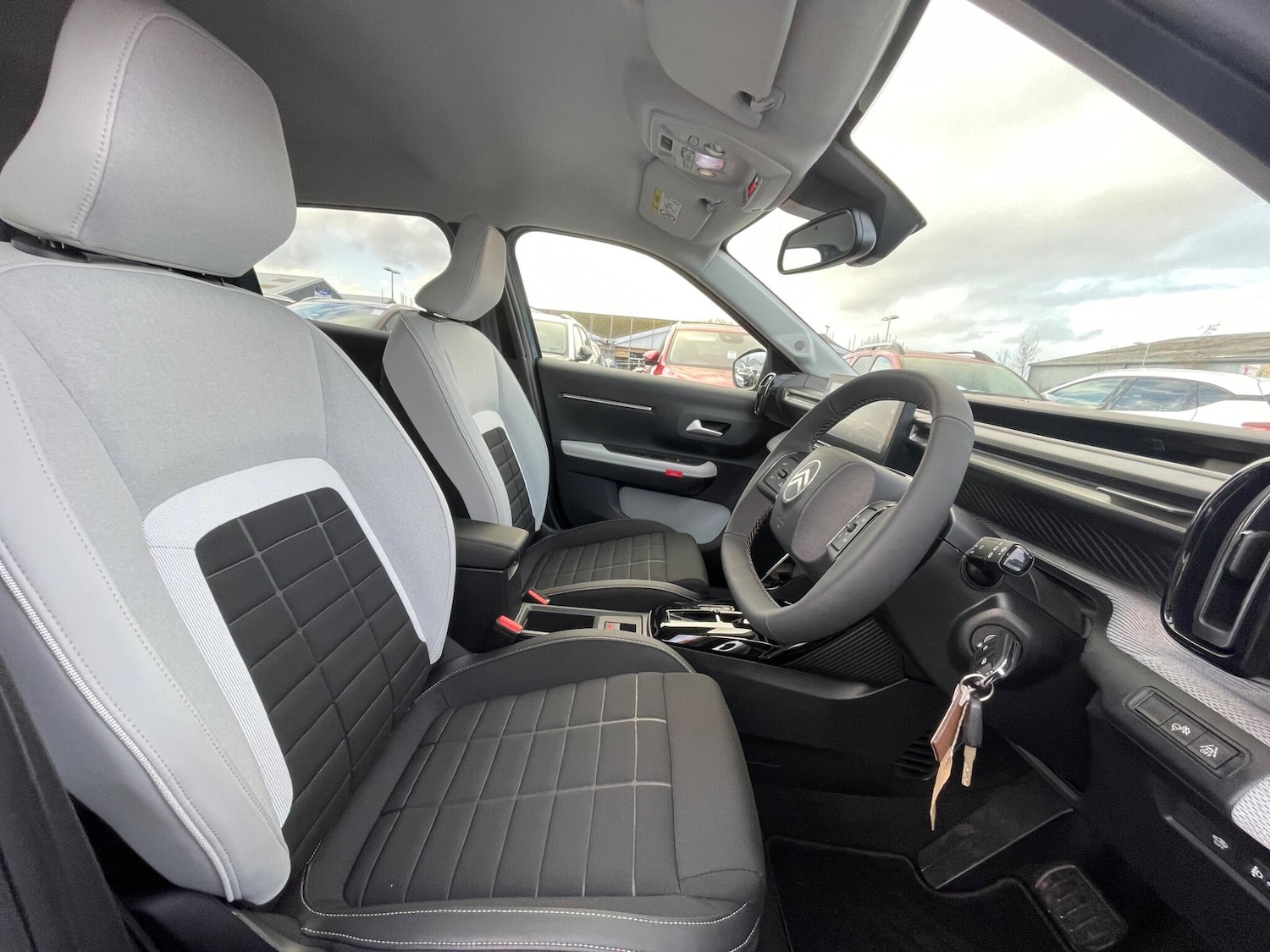 Used Citroen Other 2025 for sale - 76926511: Photo 37