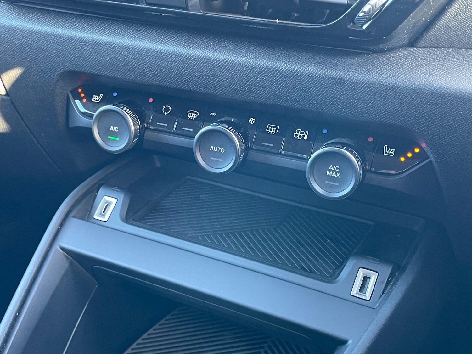 Used Citroen C4 2022 for sale - 76472425: Photo 50