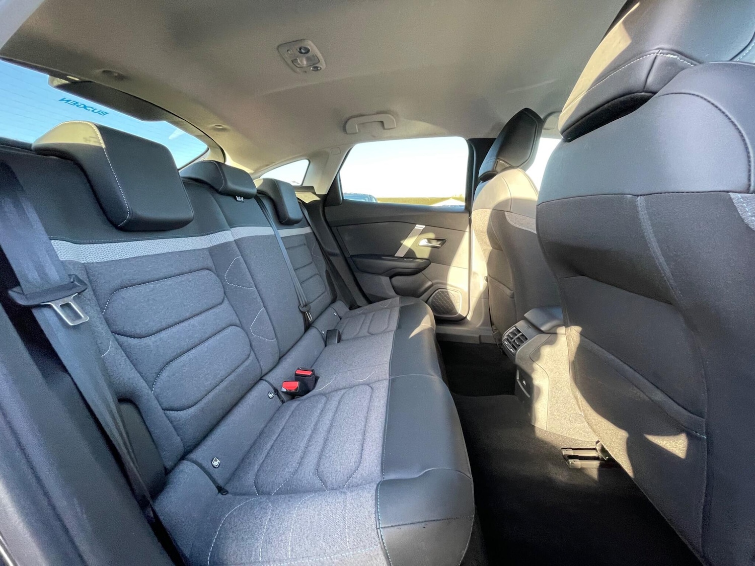 Used Citroen C4 2022 for sale - 76472425: Photo 61