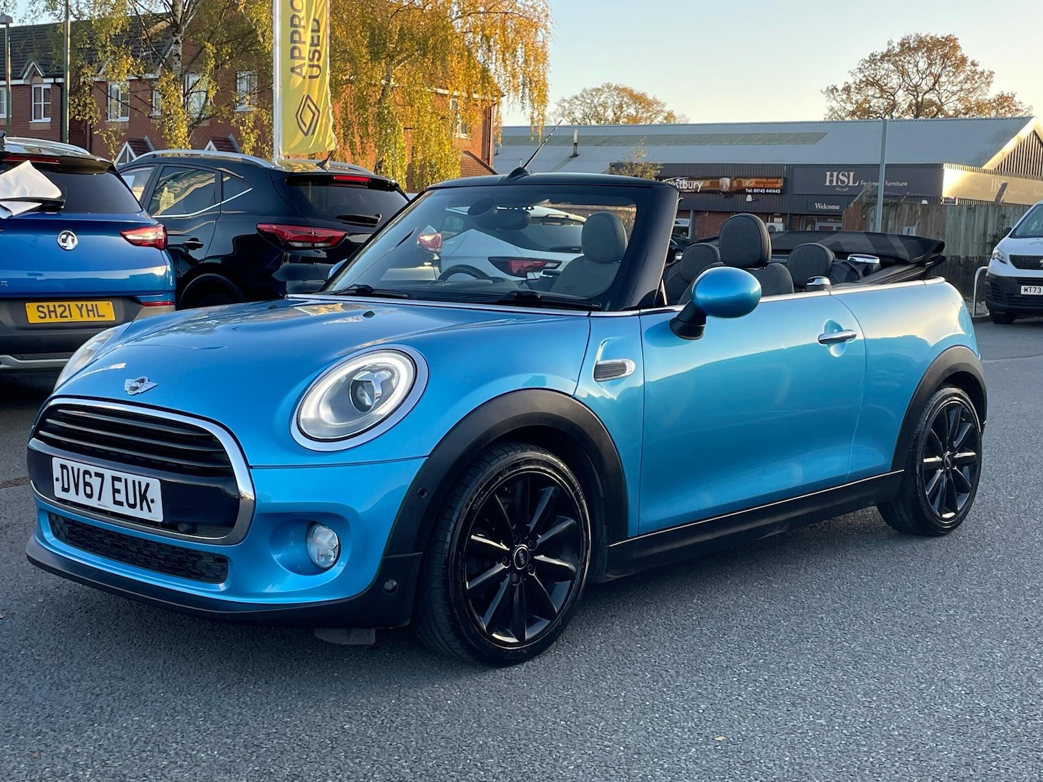 Used MINI Convertible 2017 for sale - 76457745: Photo 18