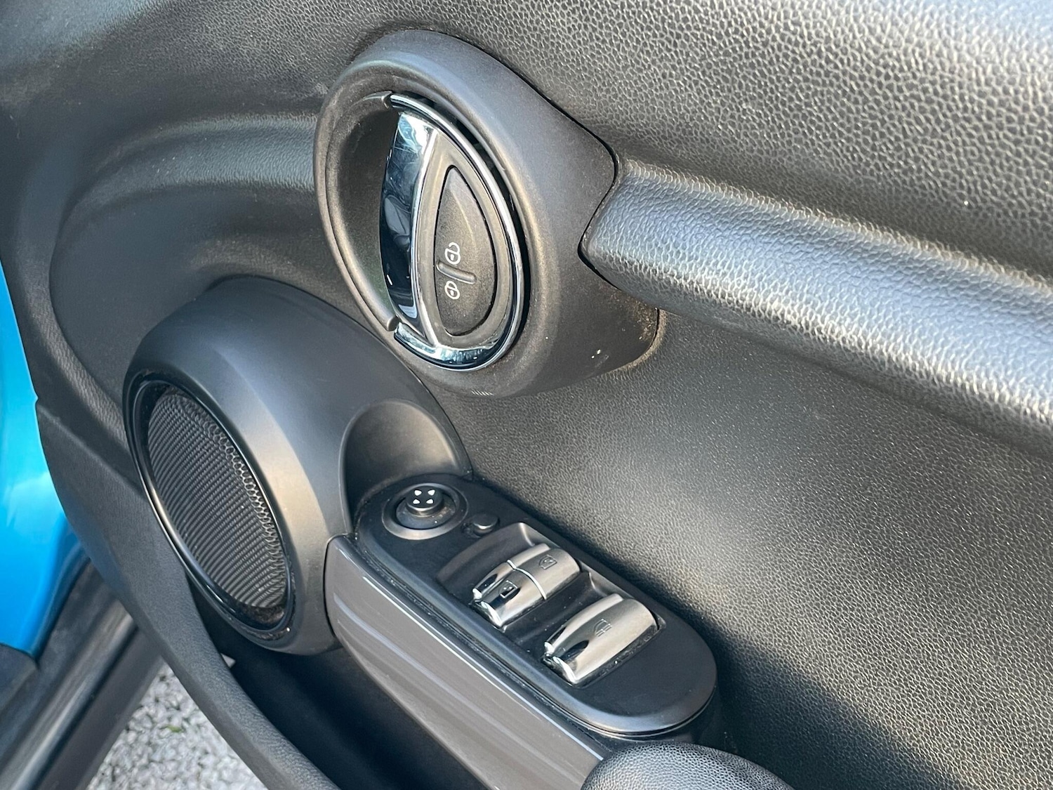 Used MINI Convertible 2017 for sale - 76457745: Photo 32