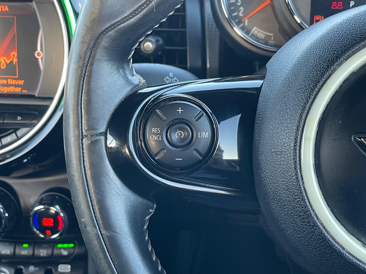 Used MINI Convertible 2017 for sale - 76457745: Photo 37