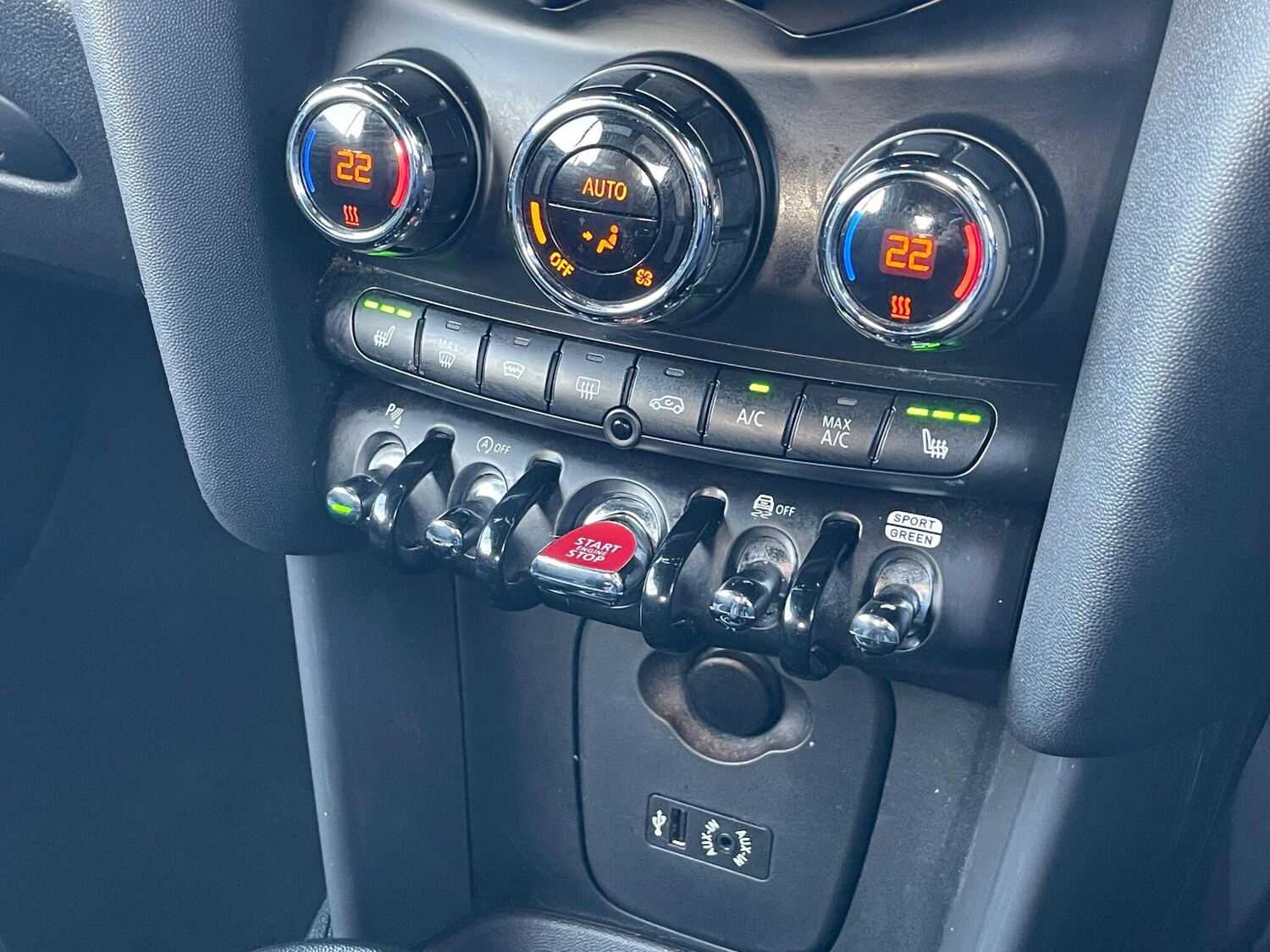 Used MINI Convertible 2017 for sale - 76457745: Photo 46