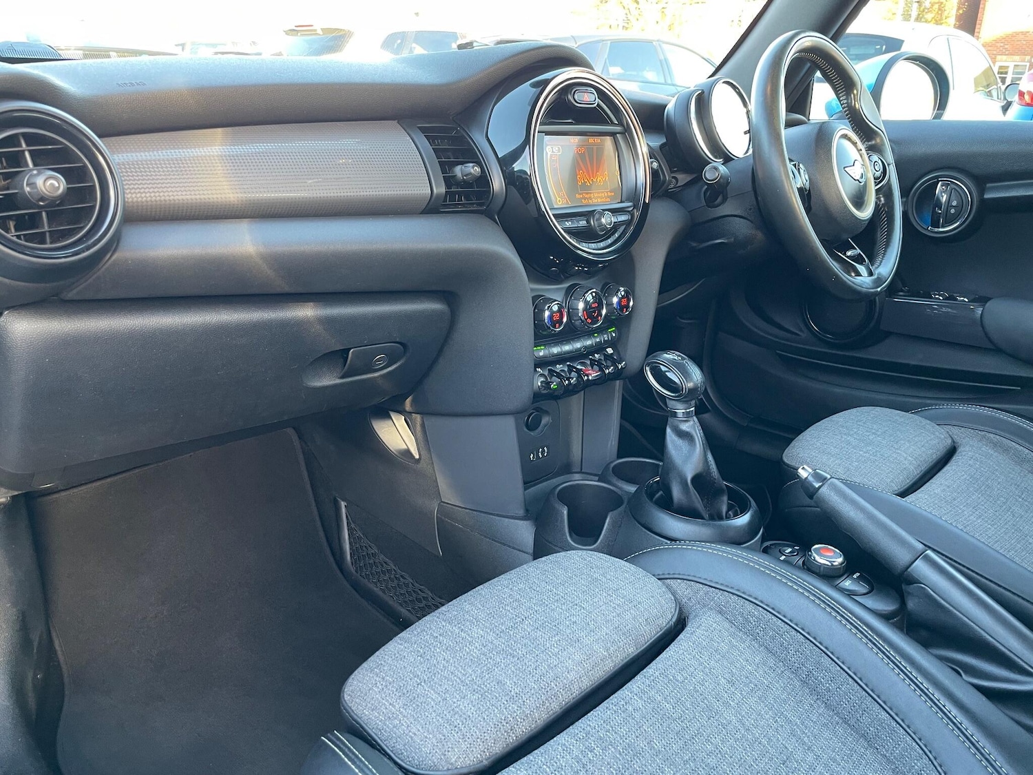 Used MINI Convertible 2017 for sale - 76457745: Photo 50