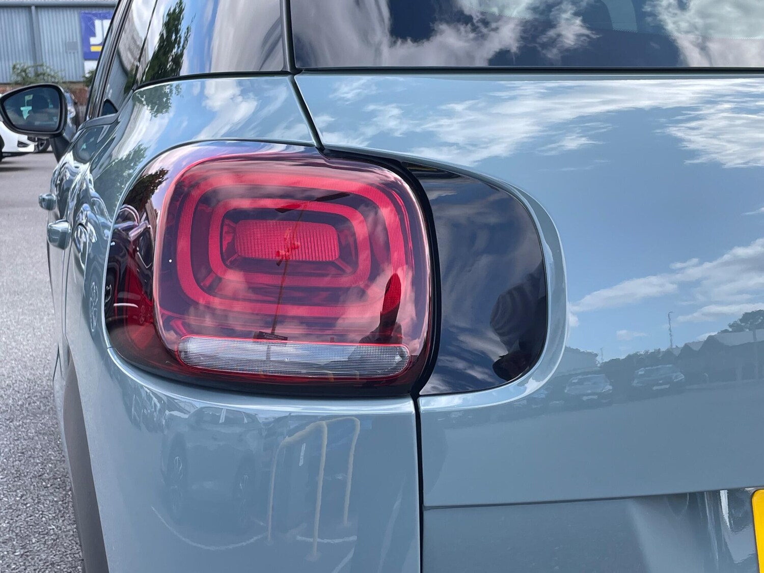 Vehicle 25