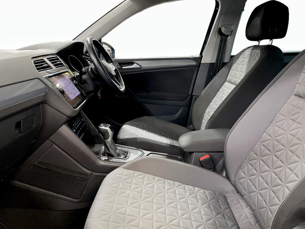 Used Volkswagen Tiguan 2022 for sale - 76849876: Photo 15