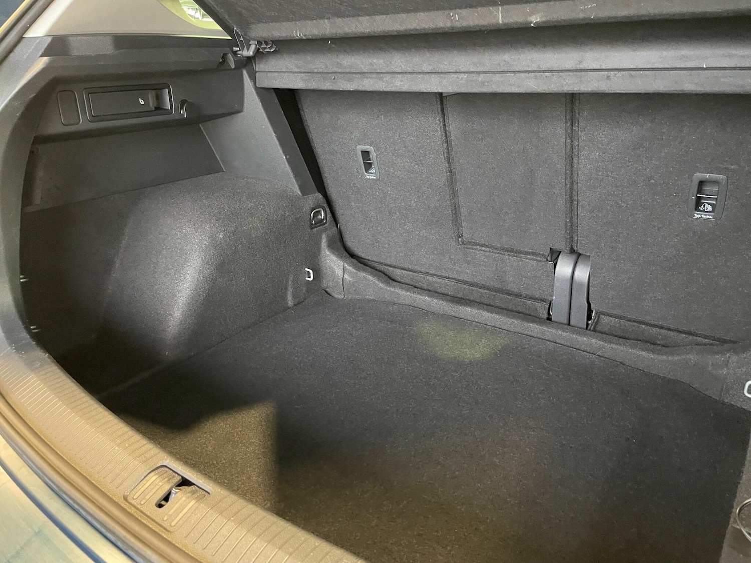 Used Volkswagen Tiguan 2022 for sale - 76849876: Photo 32