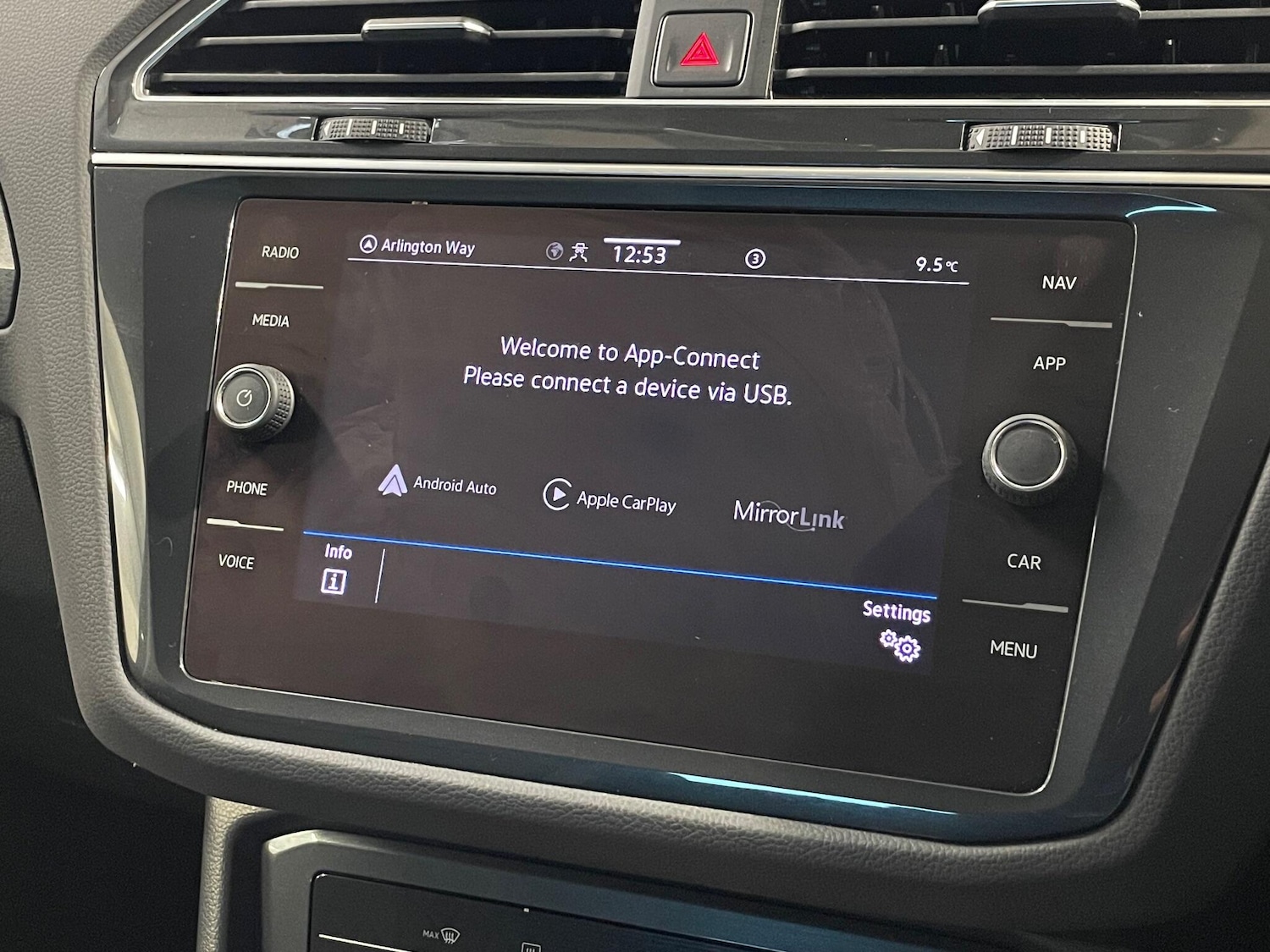 Used Volkswagen Tiguan 2022 for sale - 76849876: Photo 48