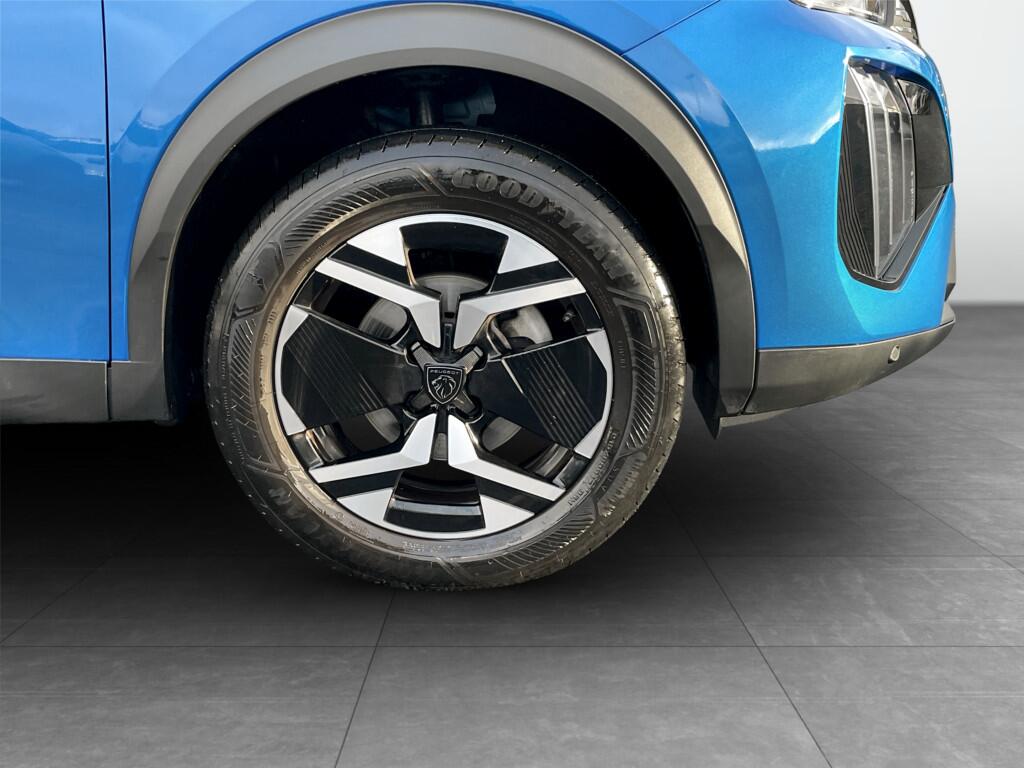 Used Peugeot 2008 2023 for sale - 77029872: Photo 18