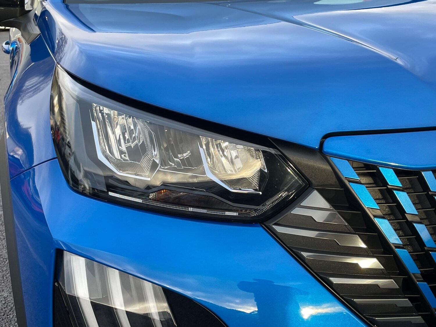 Used Peugeot 2008 2023 for sale - 77029872: Photo 21