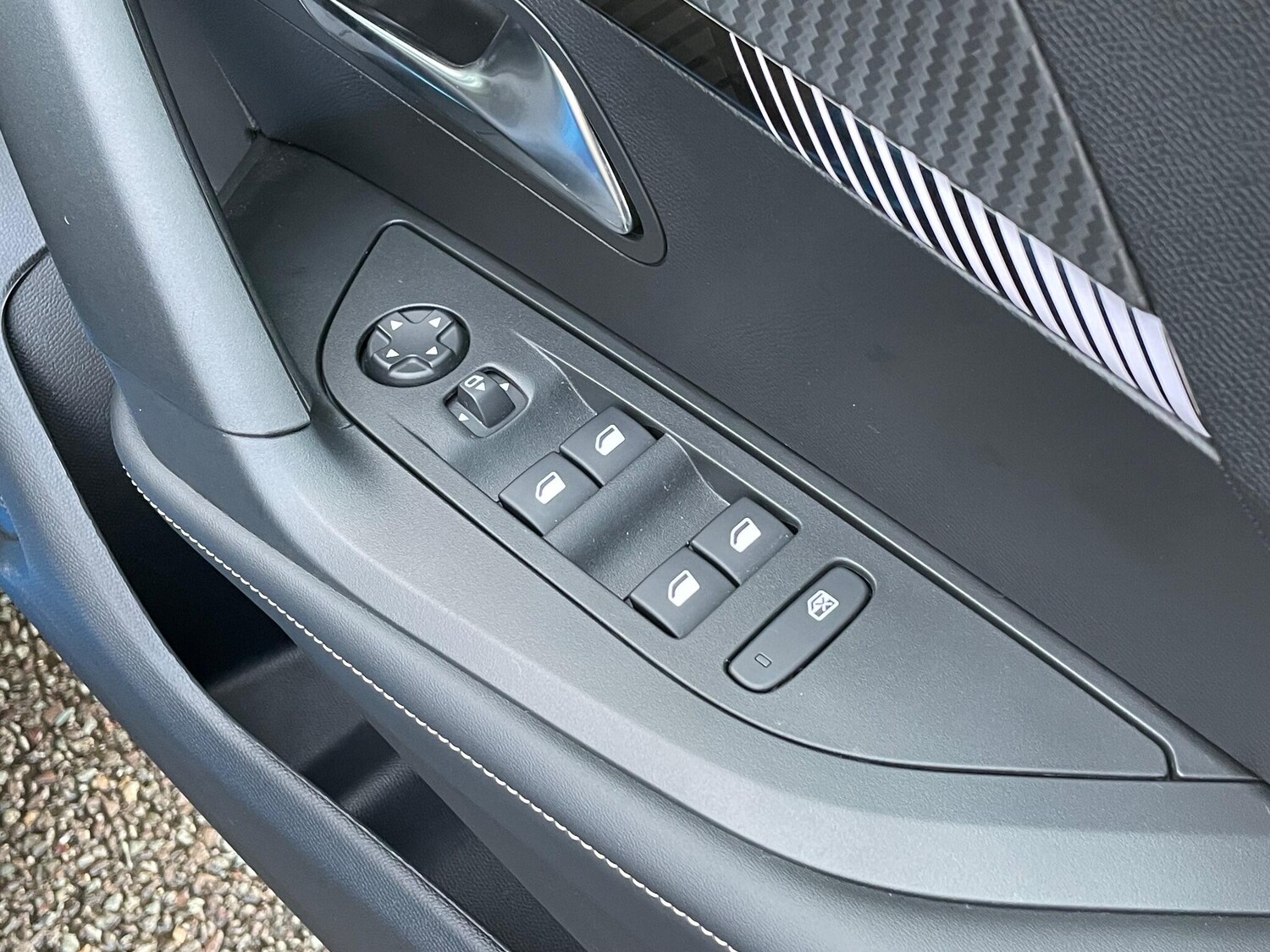 Used Peugeot 2008 2023 for sale - 77029872: Photo 36