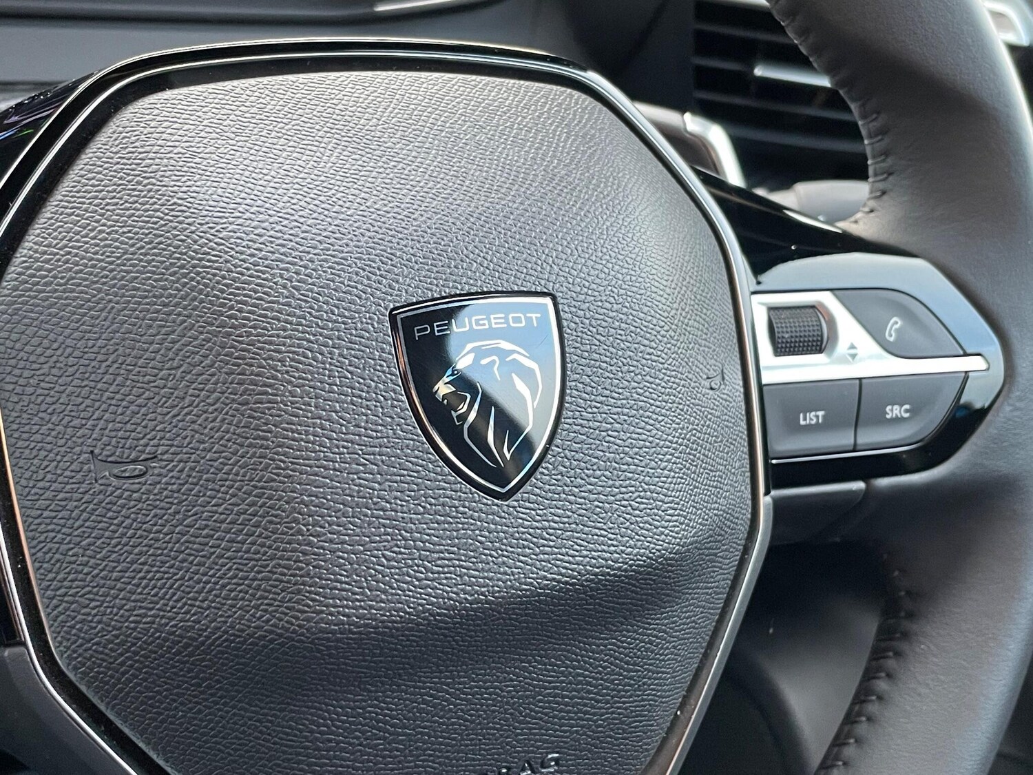 Used Peugeot 2008 2023 for sale - 77029872: Photo 43