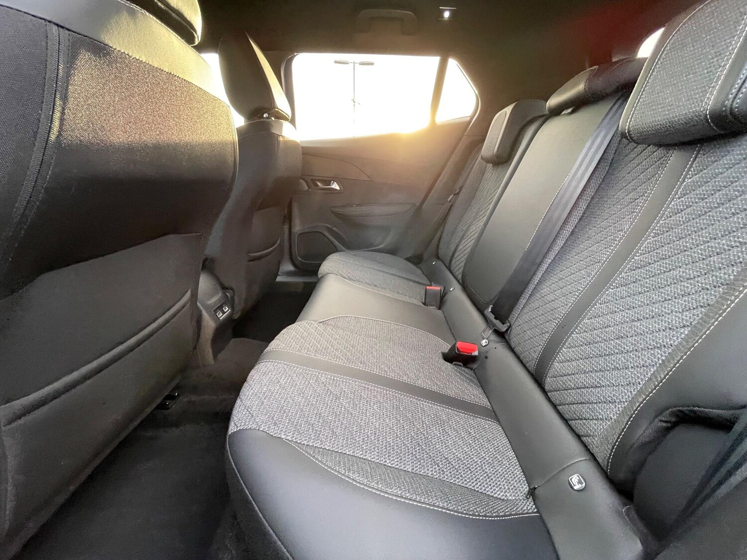 Used Peugeot 2008 2023 for sale - 77029872: Photo 59