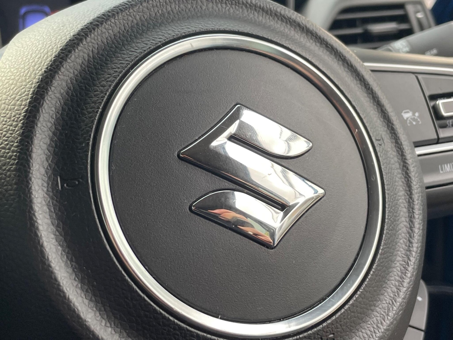 Used Suzuki Swift 2021 for sale - 77537761: Photo 37