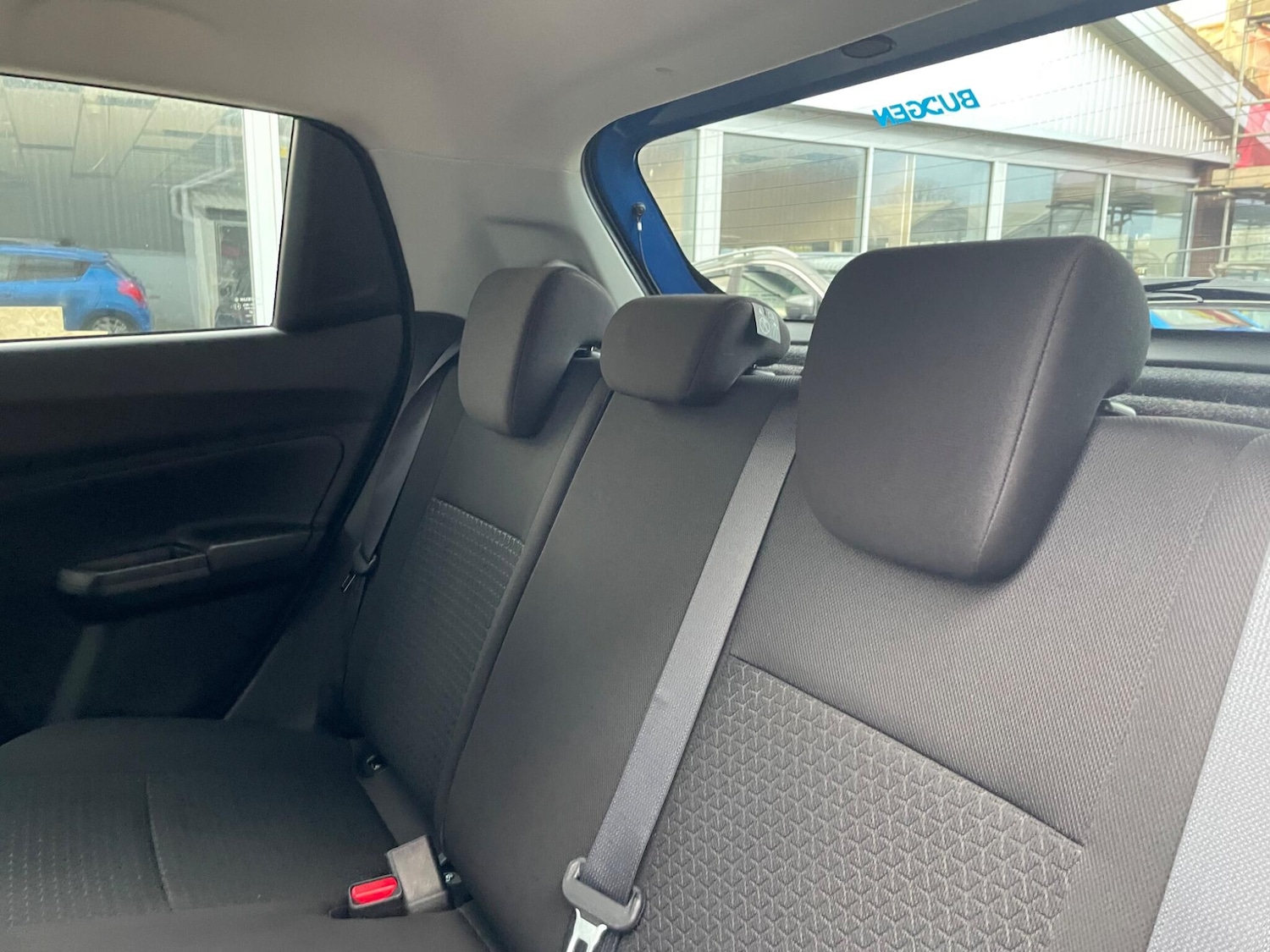 Used Suzuki Swift 2021 for sale - 77537761: Photo 50