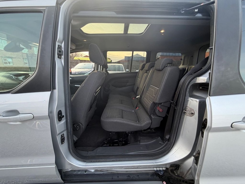 Used Ford Grand Tourneo Connect 2016 for sale - 77673521: Photo 36