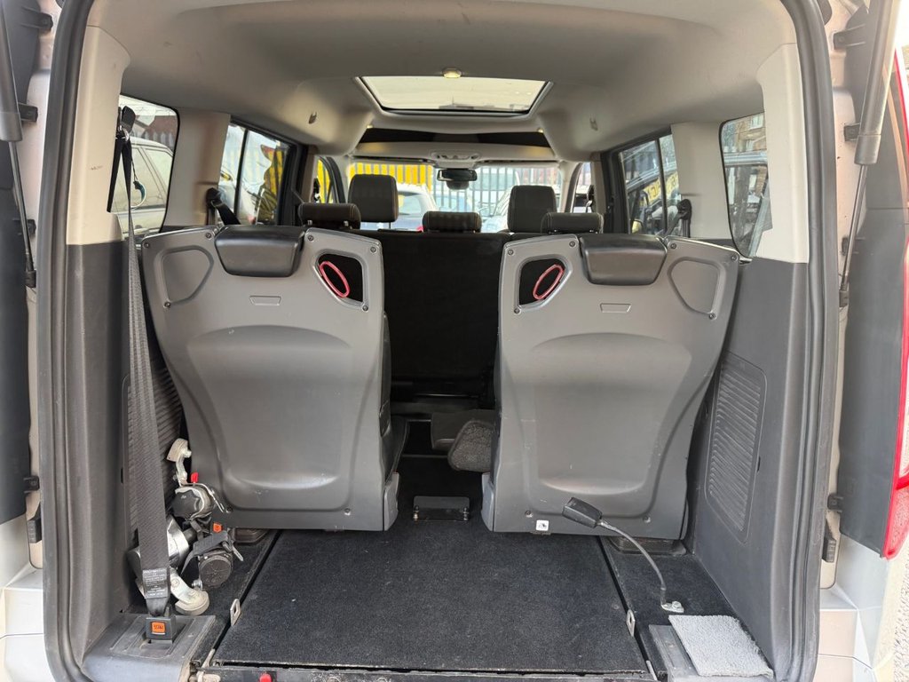 Used Ford Grand Tourneo Connect 2016 for sale - 77673521: Photo 41