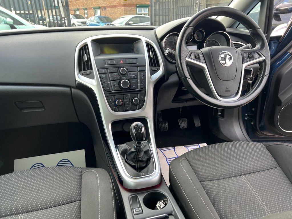 Used Vauxhall Astra 2012 for sale - 77764851: Photo 10