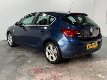 Used Vauxhall Astra 2012 for sale - 77764851: Photo