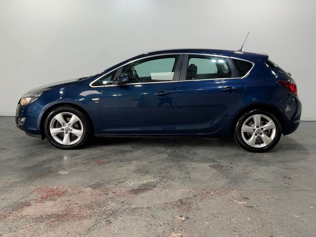 Used Vauxhall Astra 2012 for sale - 77764851: Photo 6
