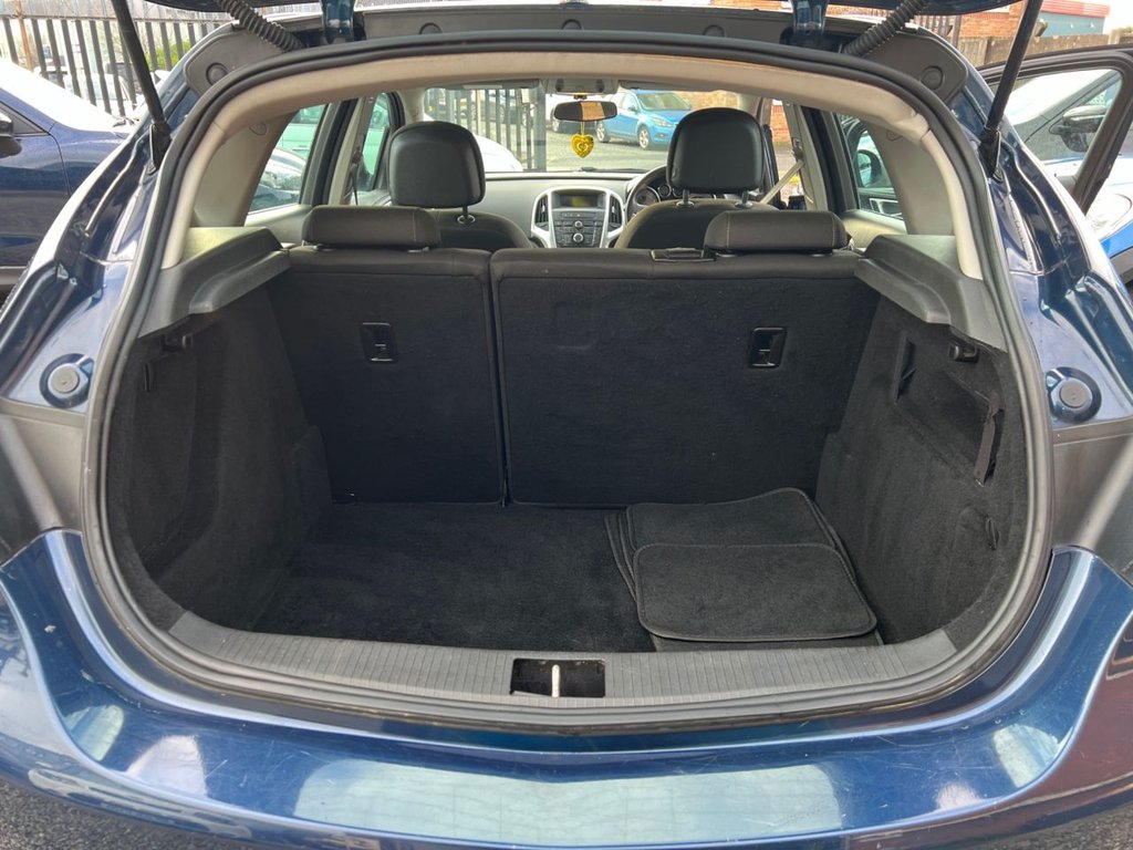 Used Vauxhall Astra 2012 for sale - 77764851: Photo 9
