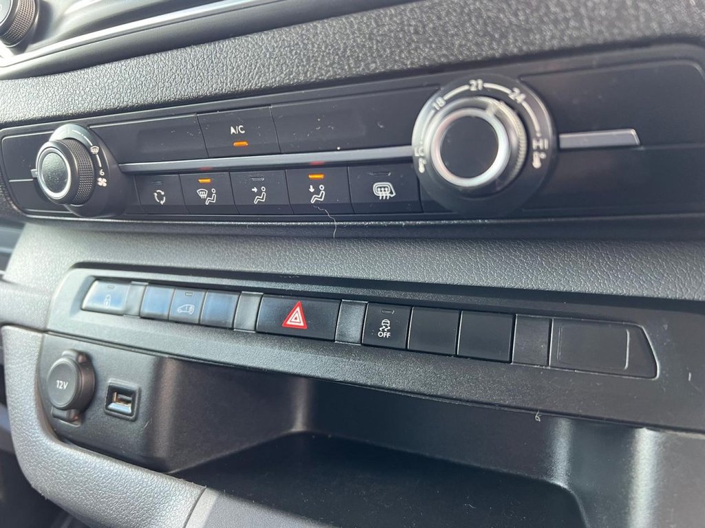 Used Ford Focus 2018 for sale - 76434381: Photo 13