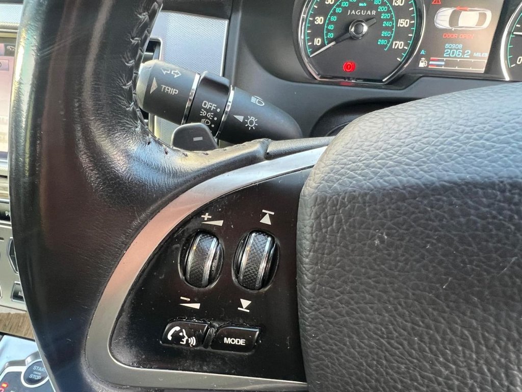 Used Jaguar XF 2012 for sale - 75666396: Photo 42