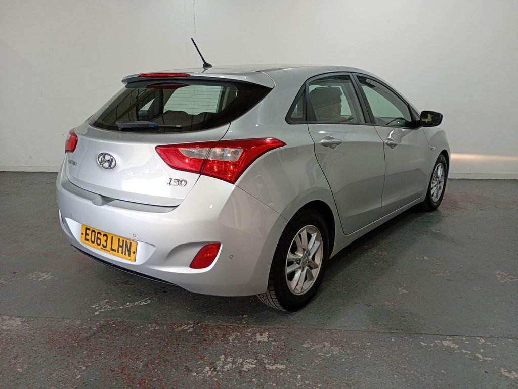 Used Hyundai i30 2013 for sale - 76434391: Photo 3
