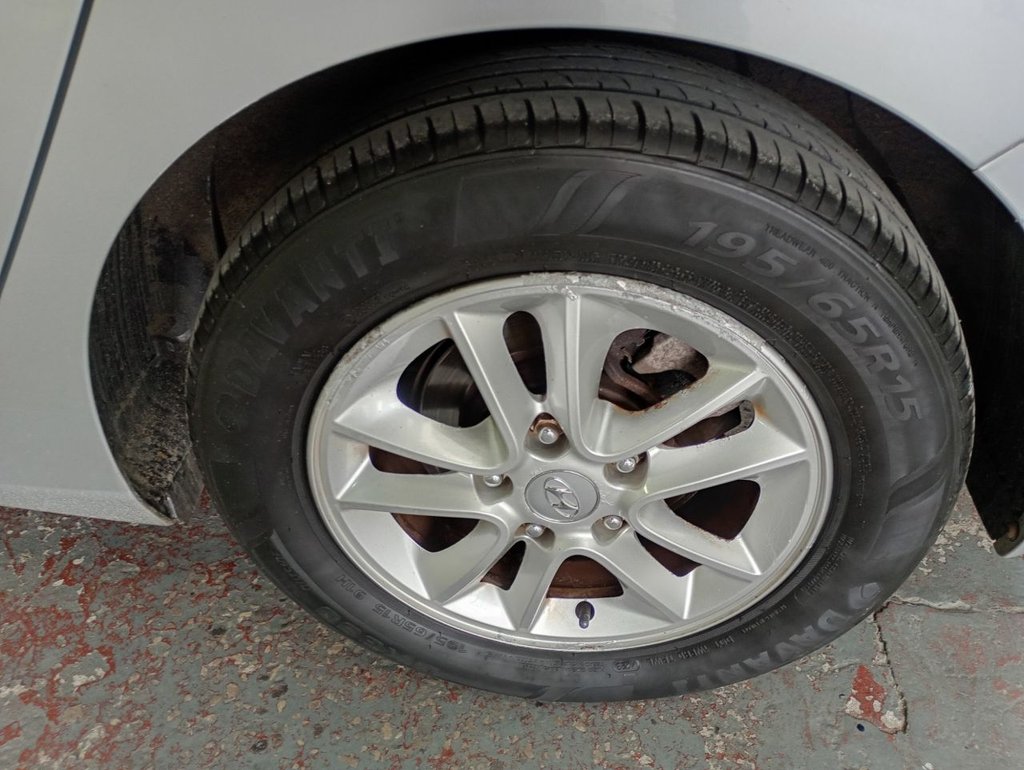 Used Hyundai i30 2013 for sale - 76434391: Photo 9