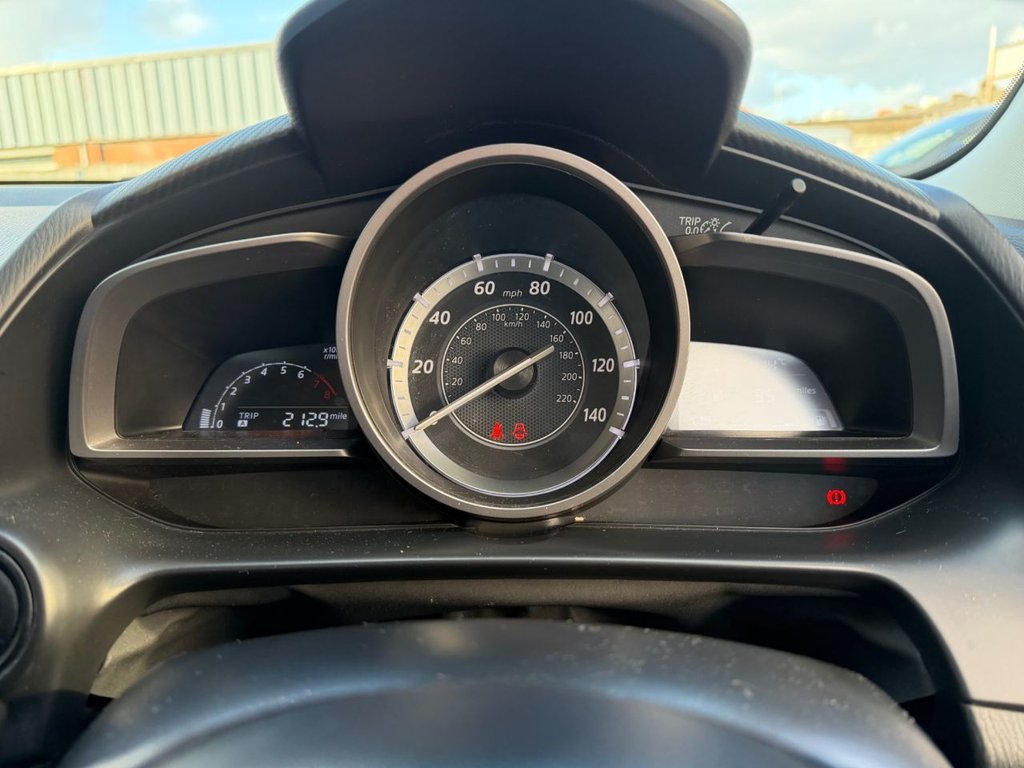 Used Mazda Mazda2 2015 for sale - 77905364: Photo 25